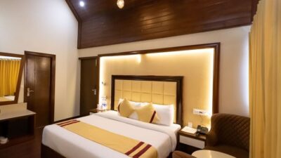 WhatsApp Image 2025-12-03 at 7.47.01 PM (1)